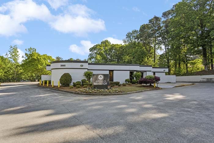 3865 Medical Park Dr_001