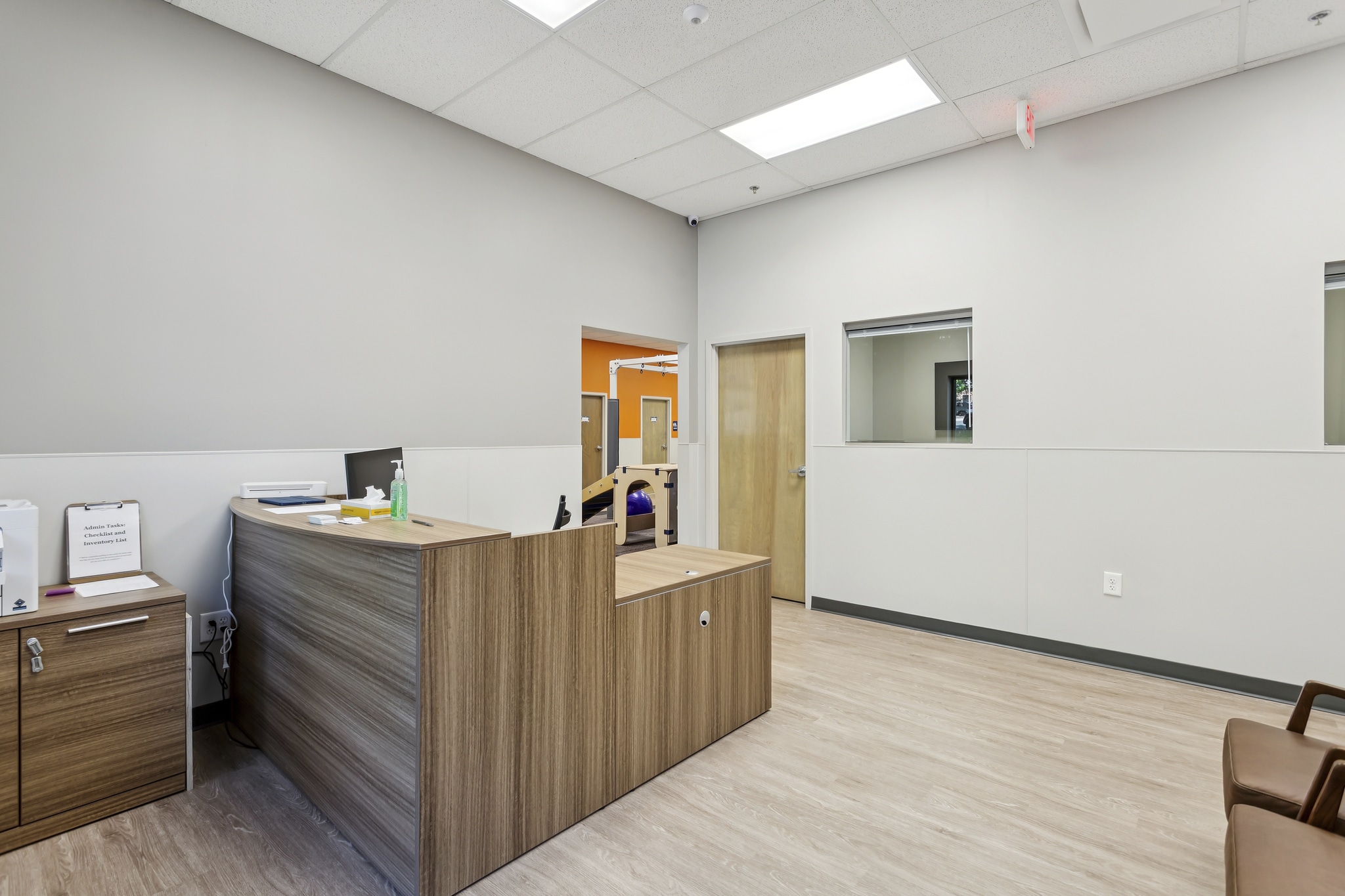 200 Riverstone Dr Ste A_016